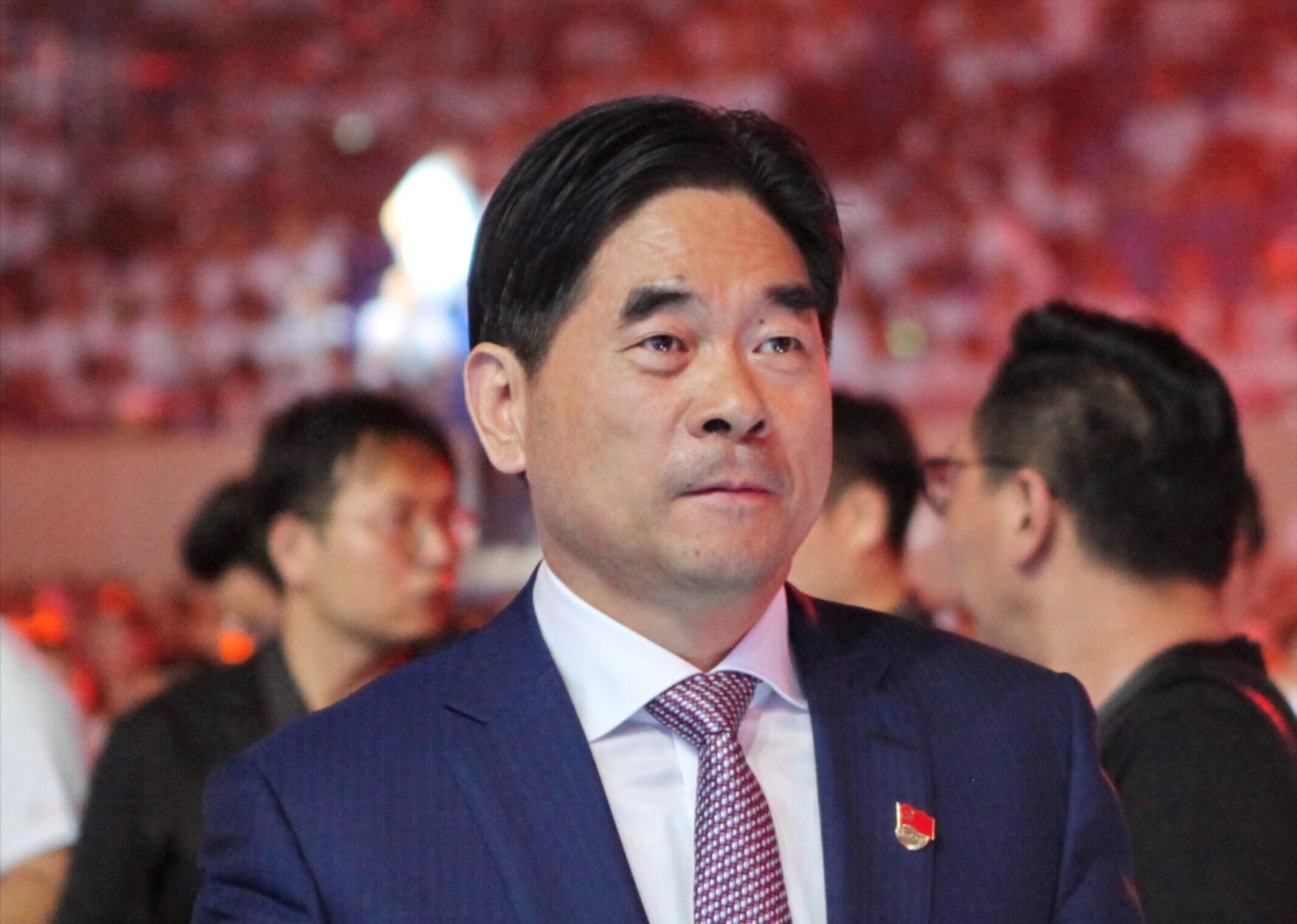 Ty phu dia oc Trung Quoc tra gia vi lam dung be gai 9 tuoi hinh anh