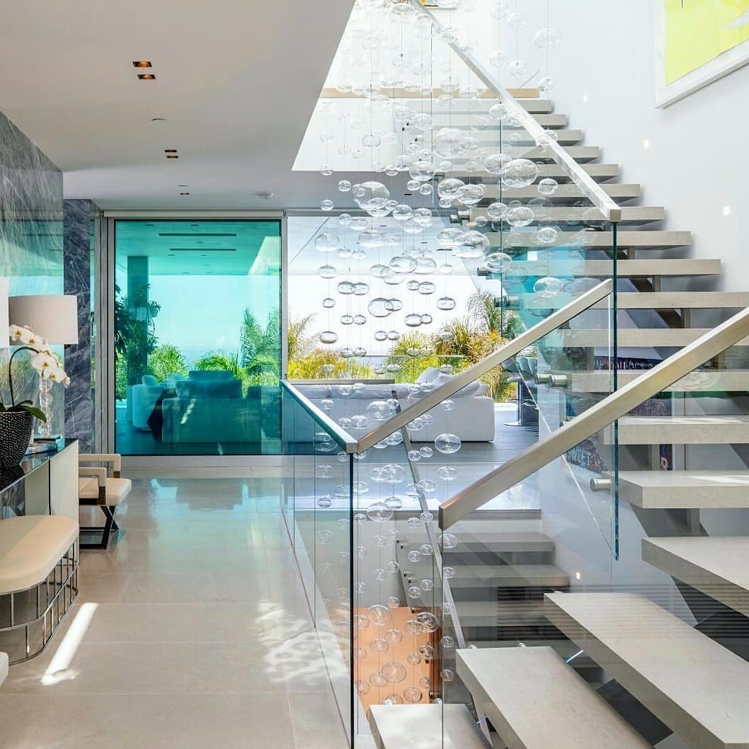 Lebron James,  sieu sao NBA,  biet thu trieu do,  biet thu anh 5