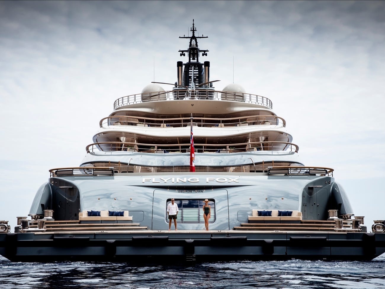 Sieu du thuyen Flying Fox co gia cho thue 4 trieu USD/tuan anh 14