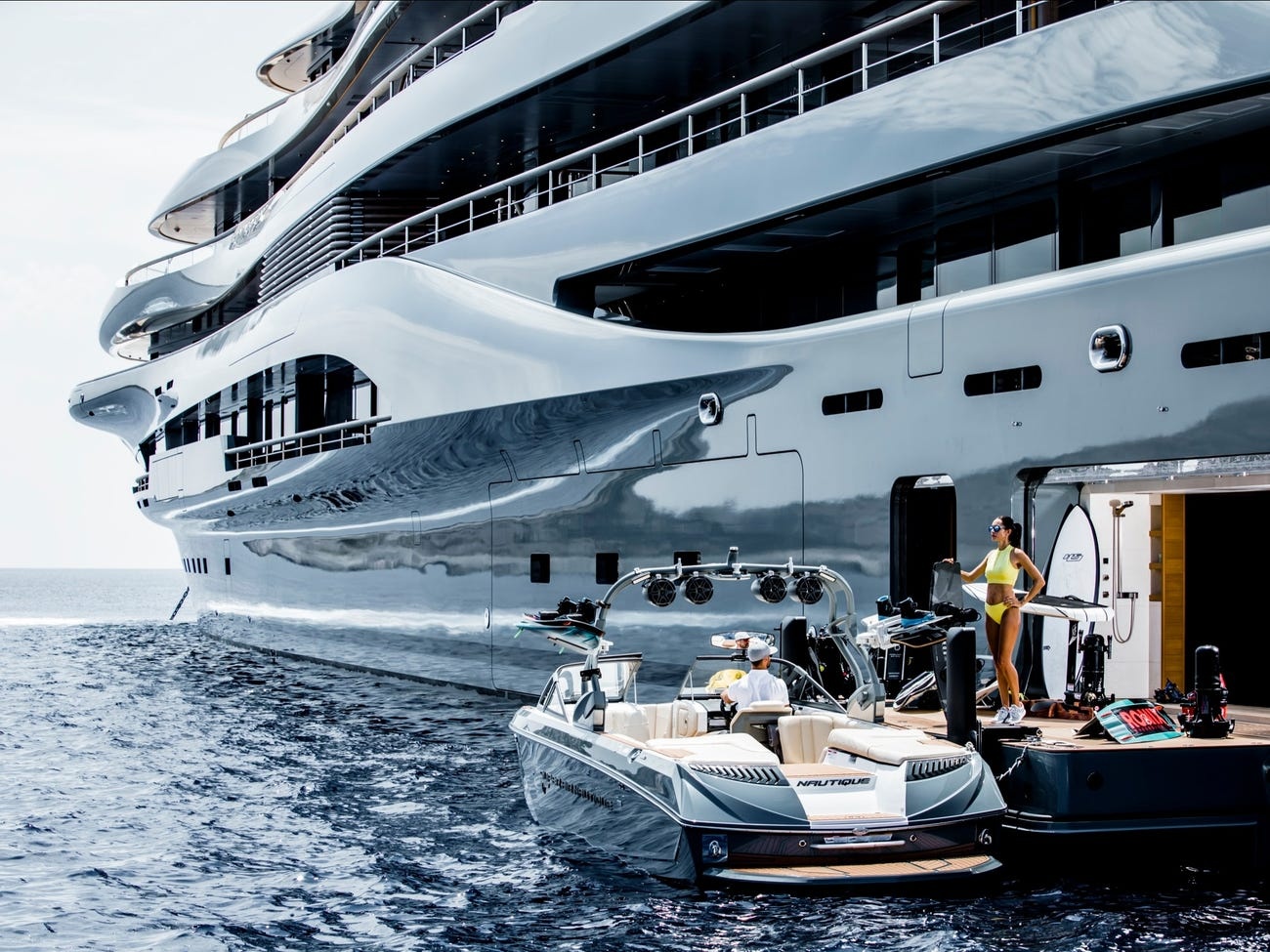 Sieu du thuyen Flying Fox co gia cho thue 4 trieu USD/tuan anh 9