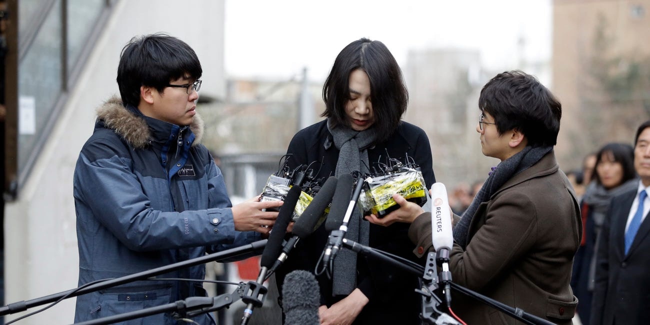 vo co chu tich Korean Air danh nhan vien anh 2