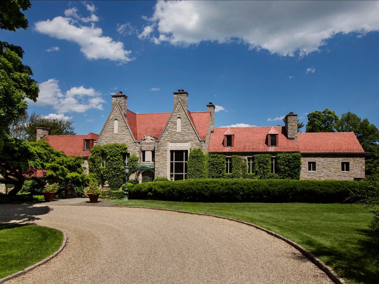 biet thu,  biet thu xa hoa,  biet thu lich su anh 2