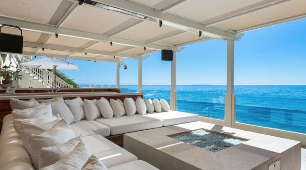 Kim Kardashian,  Kanye West,  biet thu anh 6