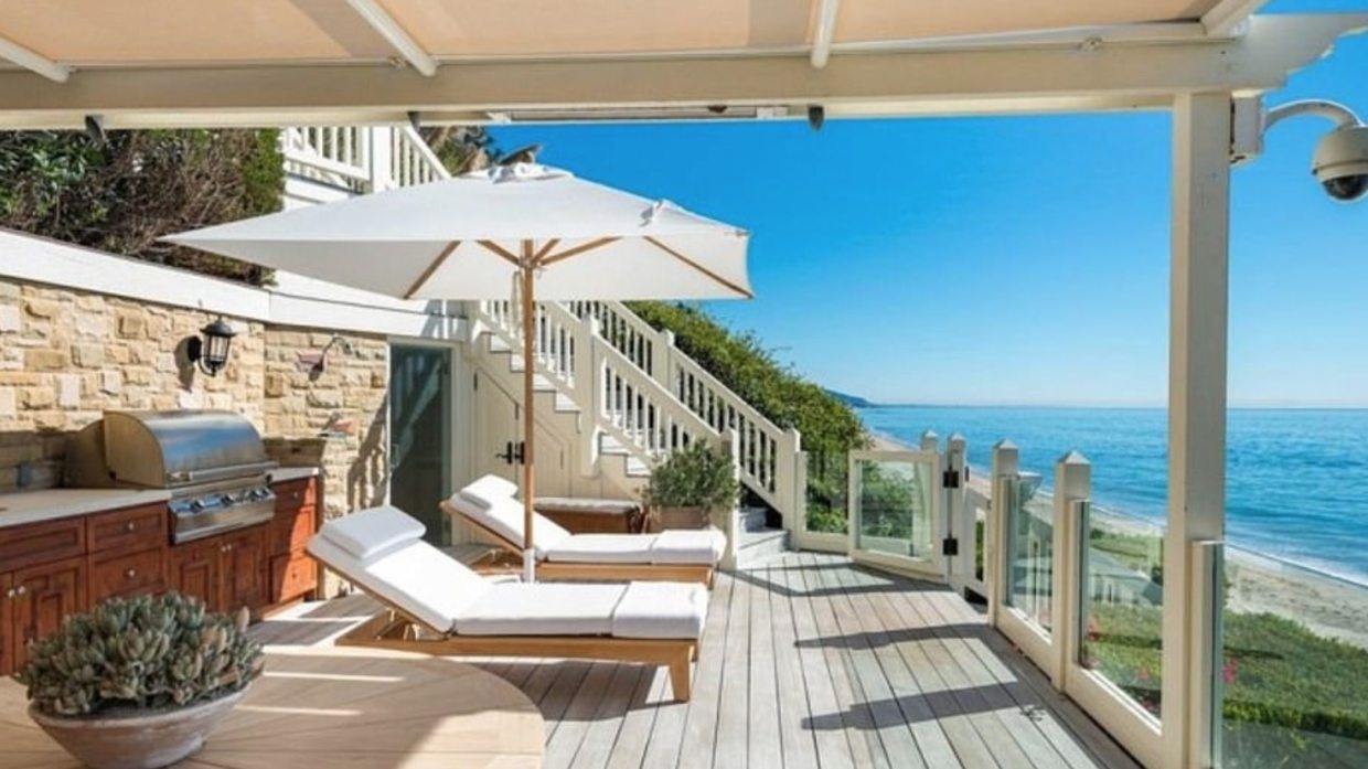 Kim Kardashian,  Kanye West,  biet thu anh 8