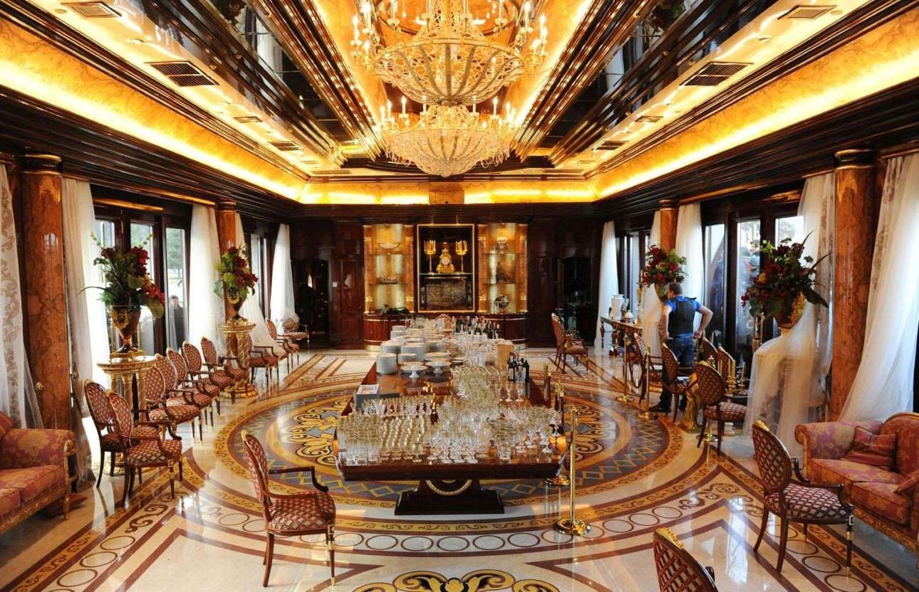 Dinh thu xa xi cua cac trum toi pham khet tieng the gioi hinh anh