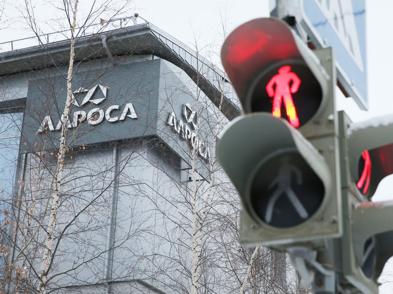 Thi tran kim cuong gan Bac Cuc anh 9