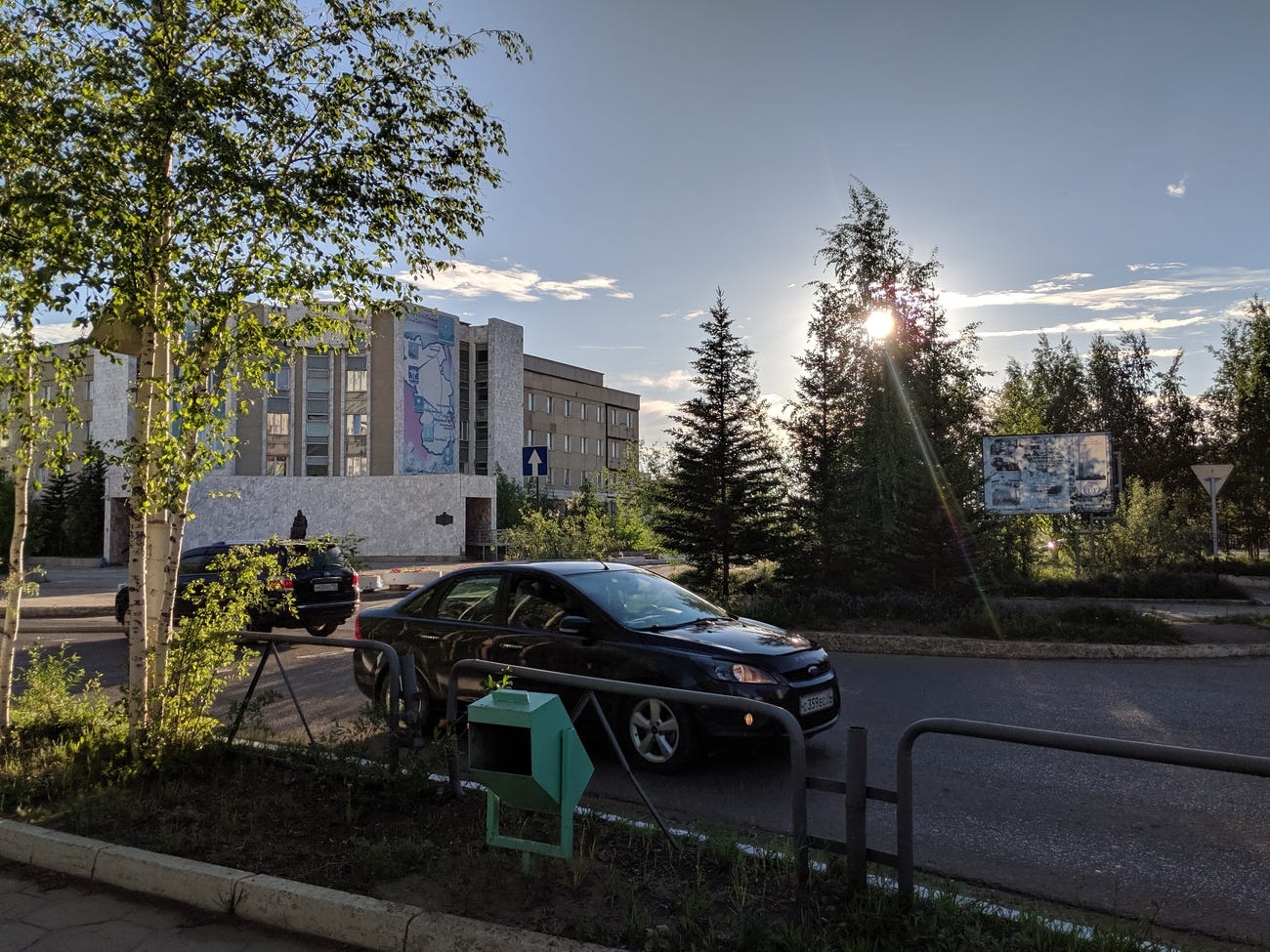 Thi tran kim cuong gan Bac Cuc anh 12