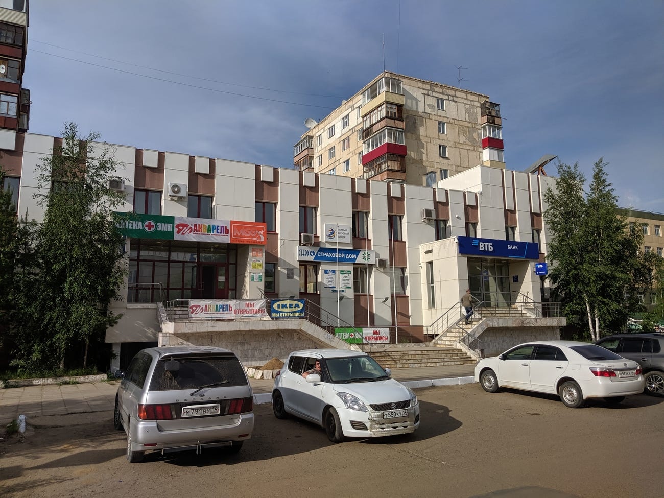 Thi tran kim cuong gan Bac Cuc anh 21