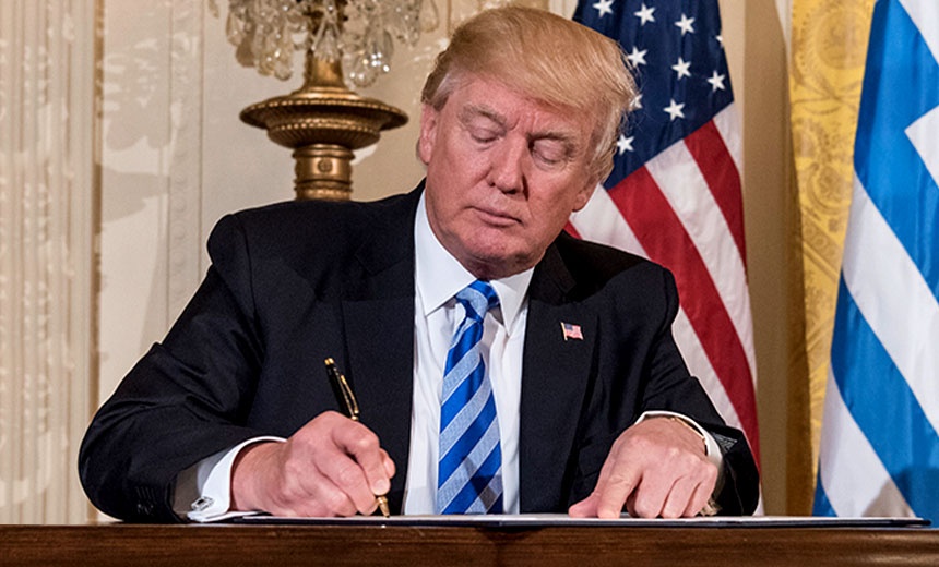 Chu ky cua ong Trump cat dut quan he kinh te, cong nghe My - Trung hinh anh