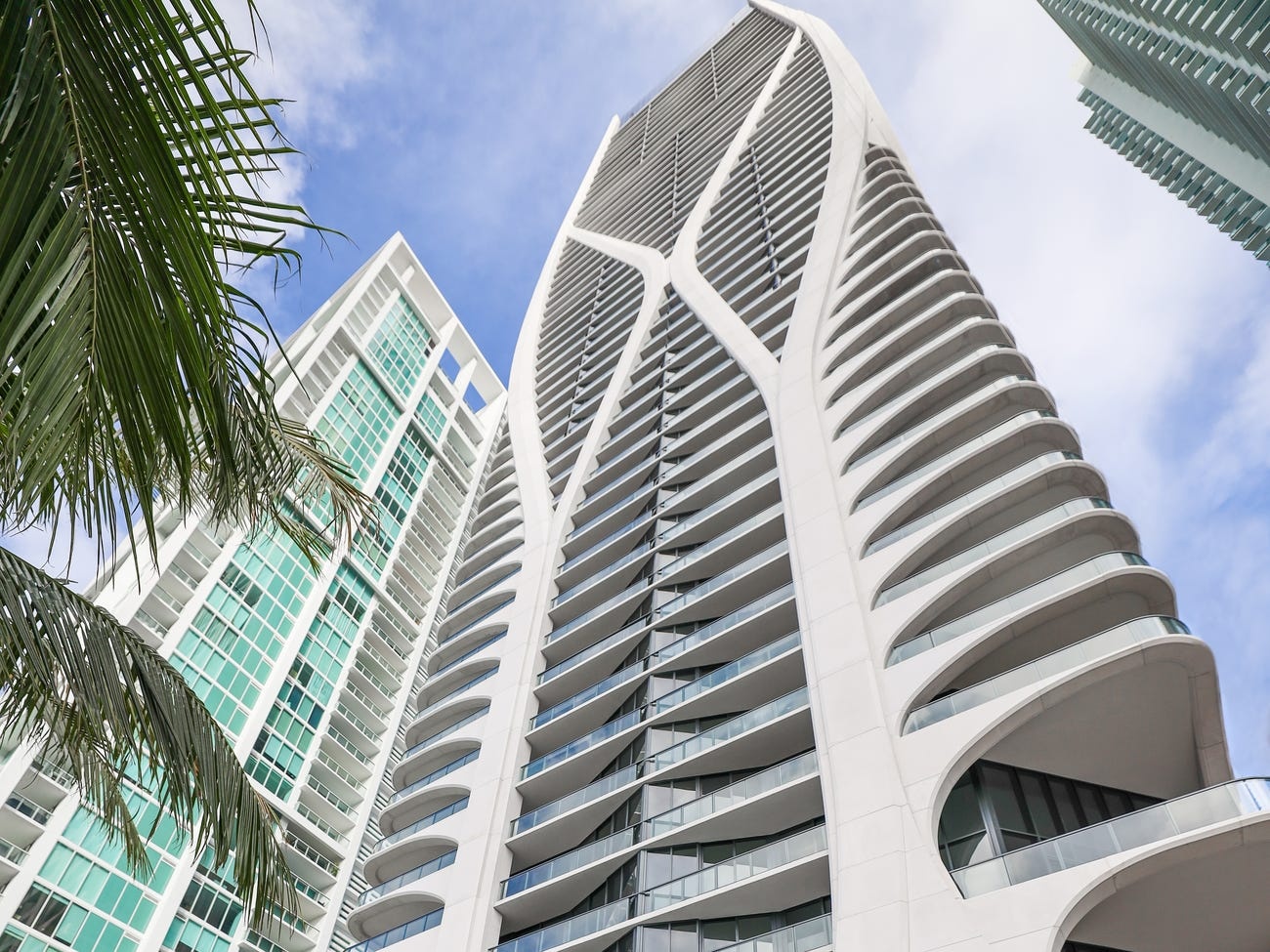 toa thap boc xuong o Miami anh 2