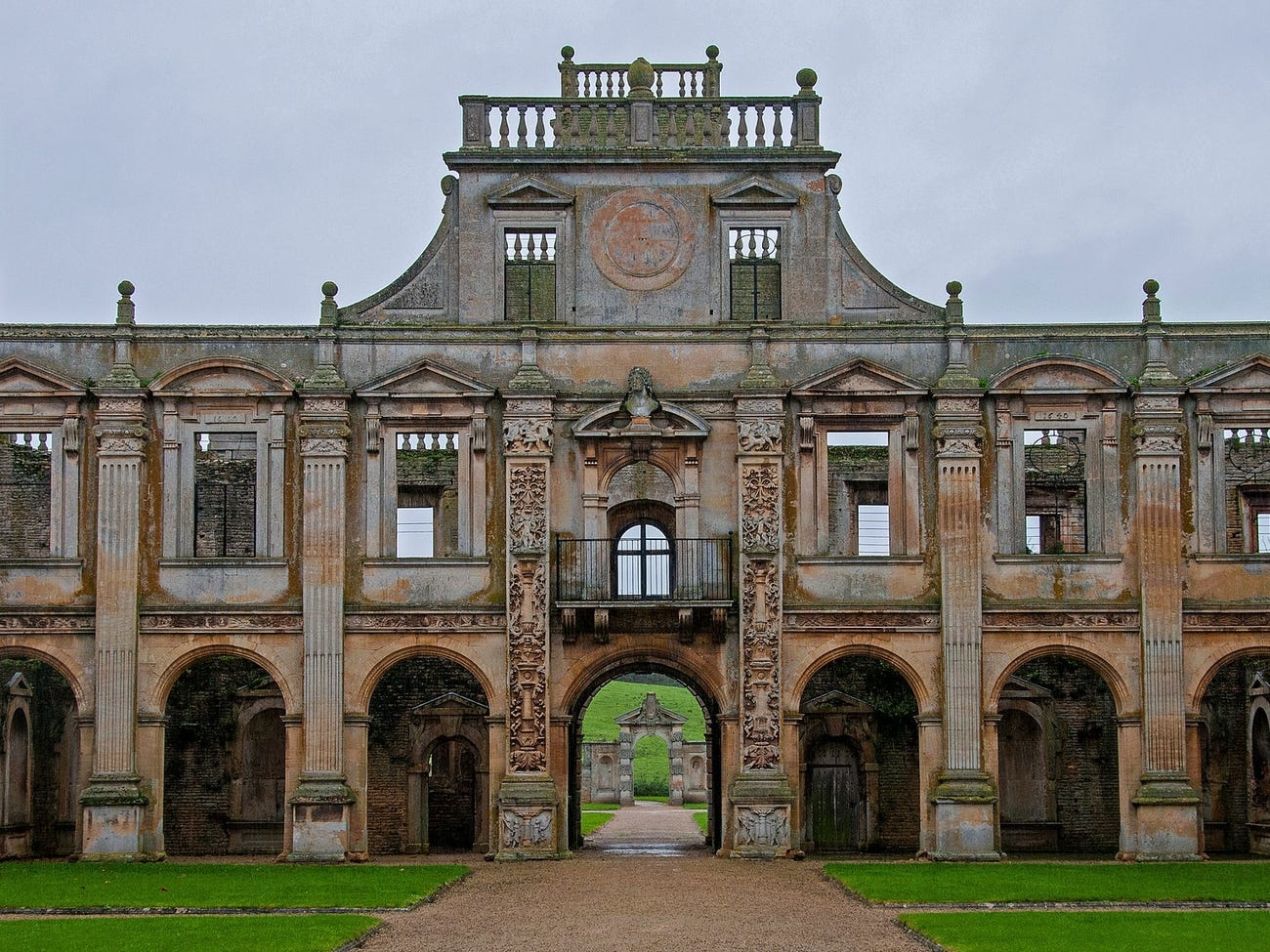 cung dien dinh thu do so bo hoang anh 4