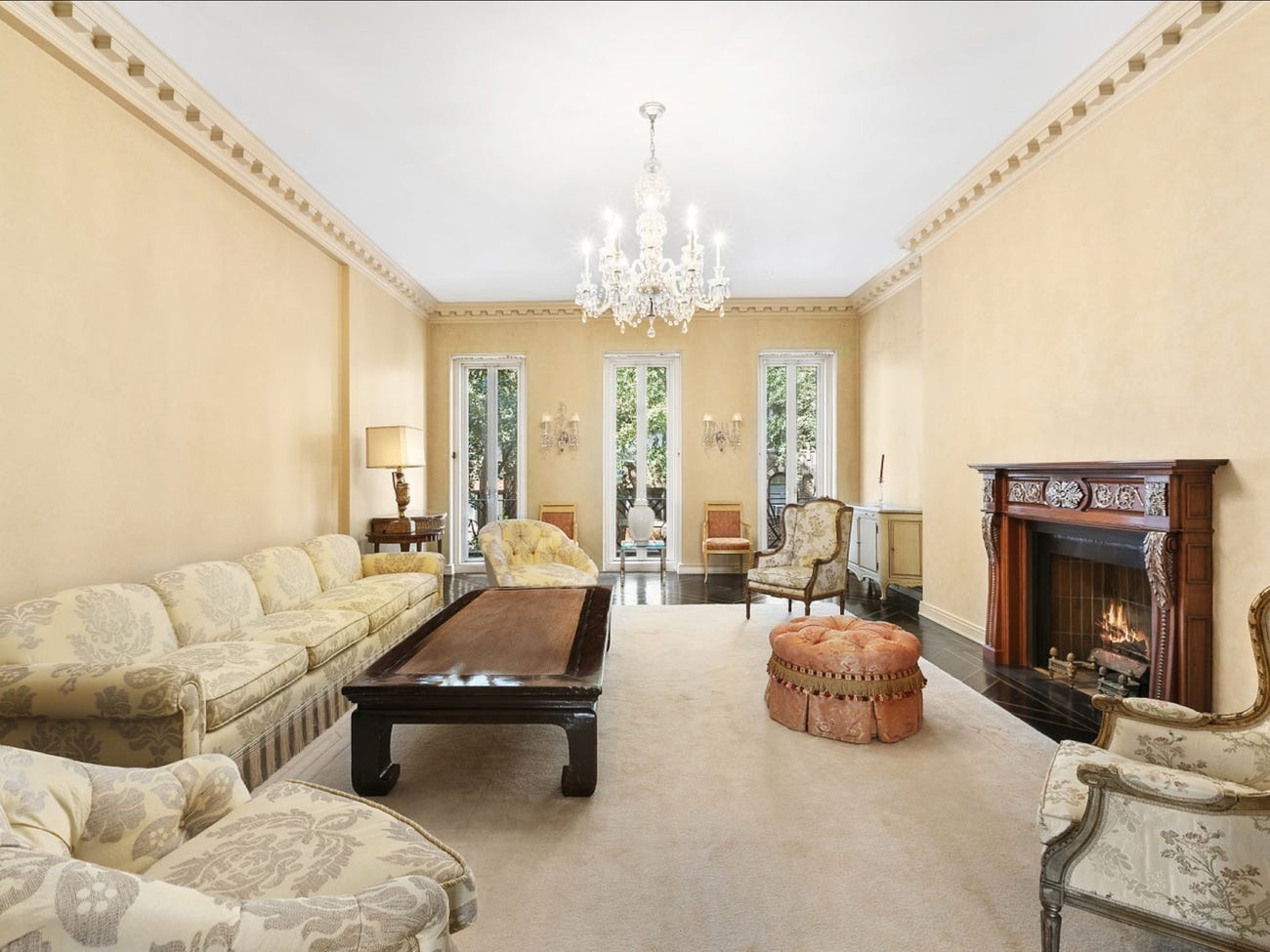 Nha pho xa xi cua cong chua Iran o New York anh 8