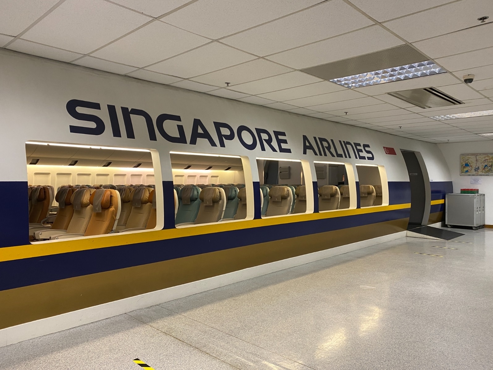 Nha hang tren may bay A380 cua Singapore Airlines anh 3