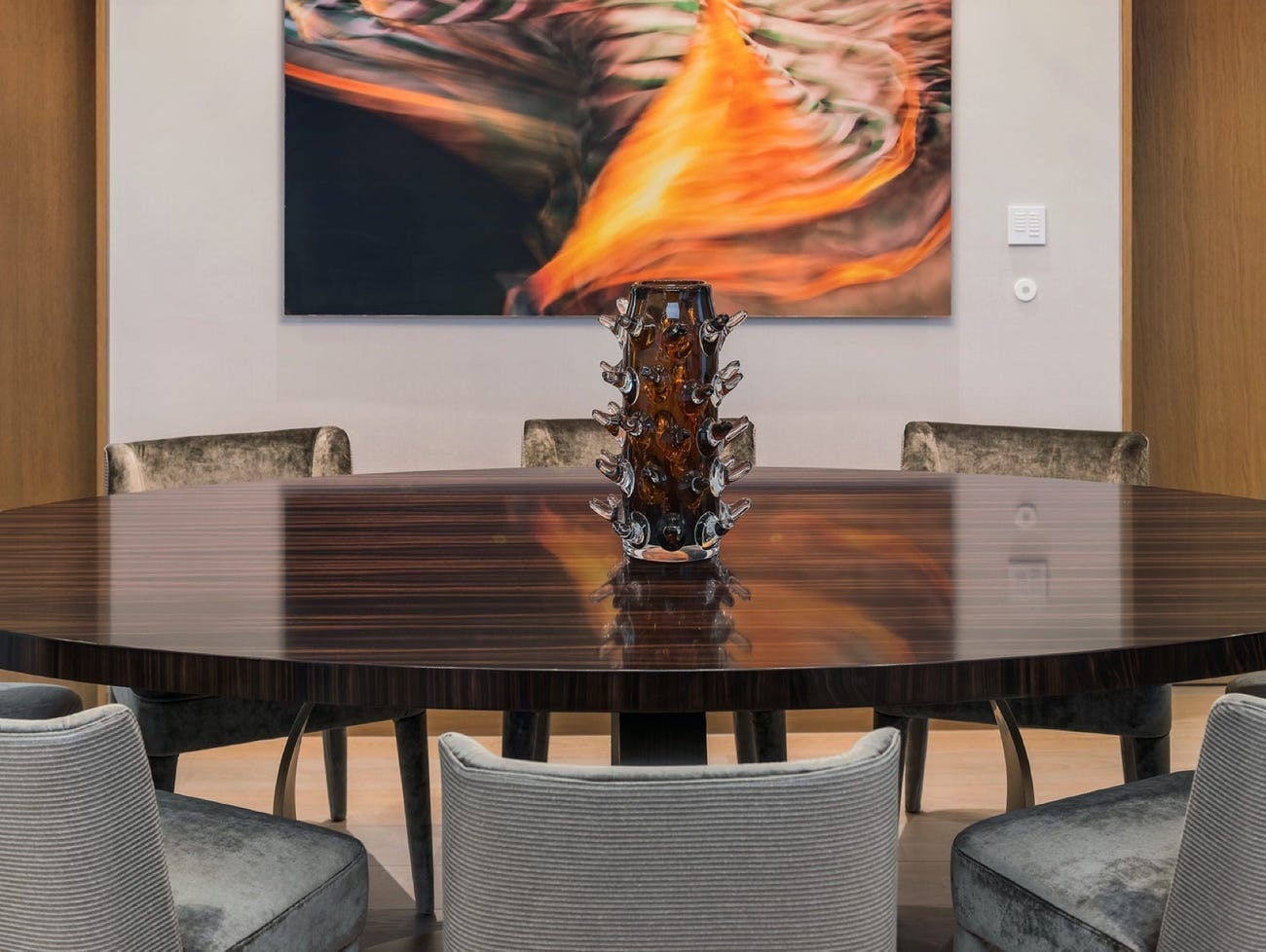 Nha pho co 3 tang ham giua trung tam London anh 7