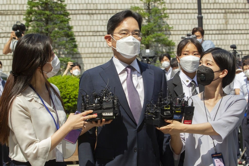 'Thai tu Samsung' kho tiep quan tap doan vi co the doi mat an tu hinh anh