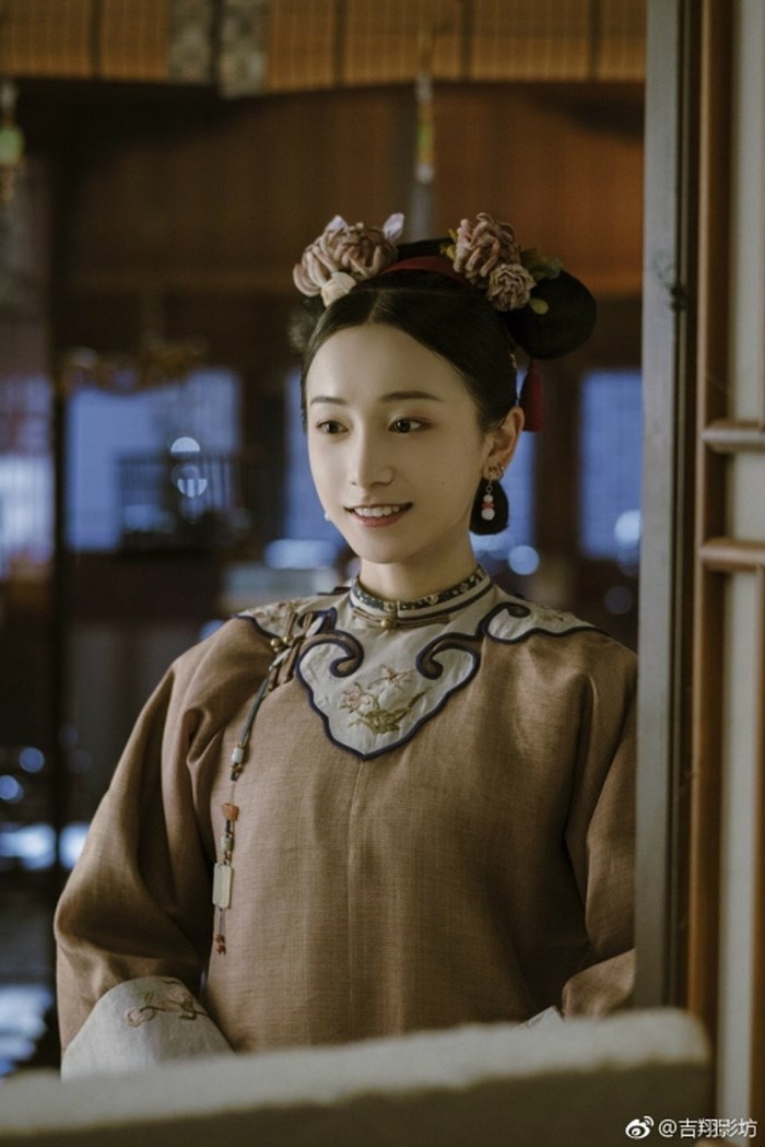 Nhan sac Minh Ngoc Dien Hi cong luoc anh 1