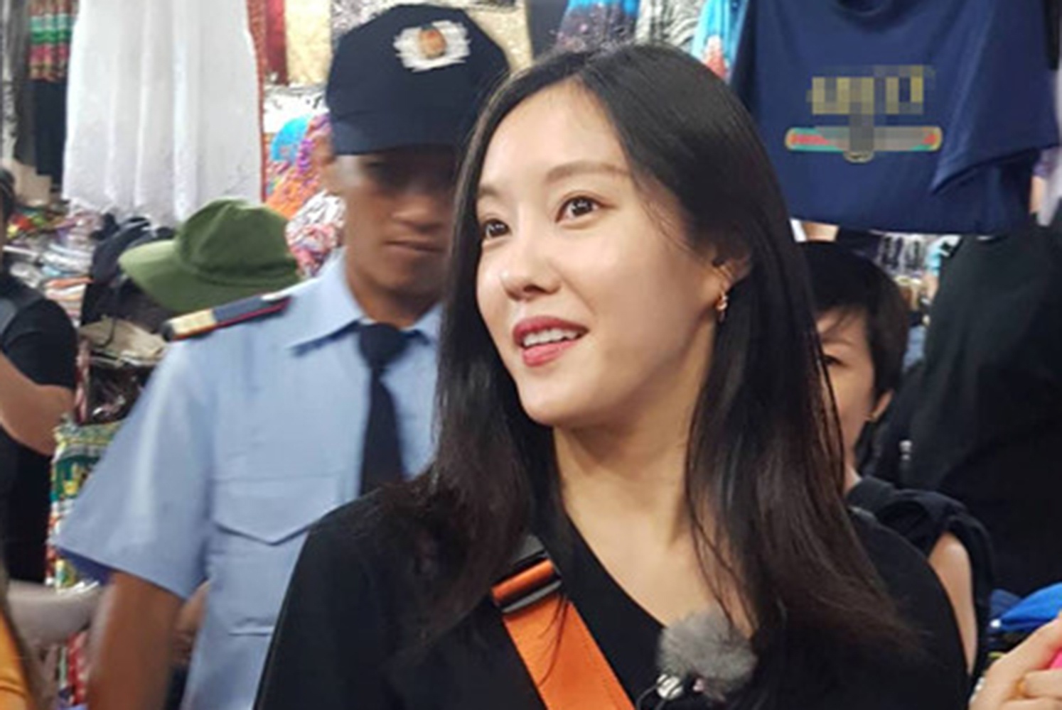 Hyomin (T-ara) bi mang xoi xa khi tra gia o cho Ben Thanh hinh anh
