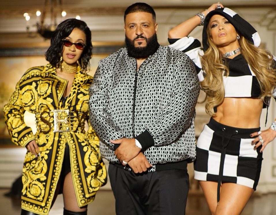 Loạt sao đình đám bỏ theo dõi Cardi B ảnh 1 Loat sao dinh dam bo theo doi Cardi B anh 1