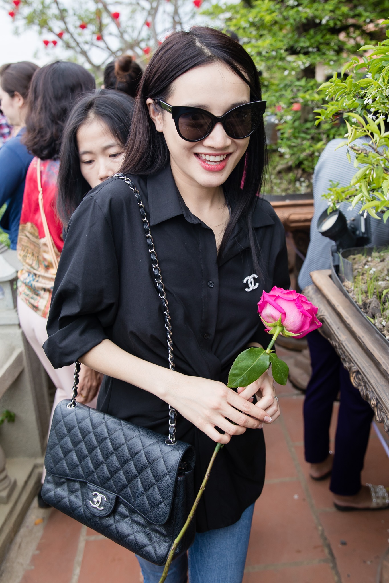 Nhã Phương cúng tổ nghề sân khấu ảnh 2 Nha Phuong cung to nghe san khau anh 2