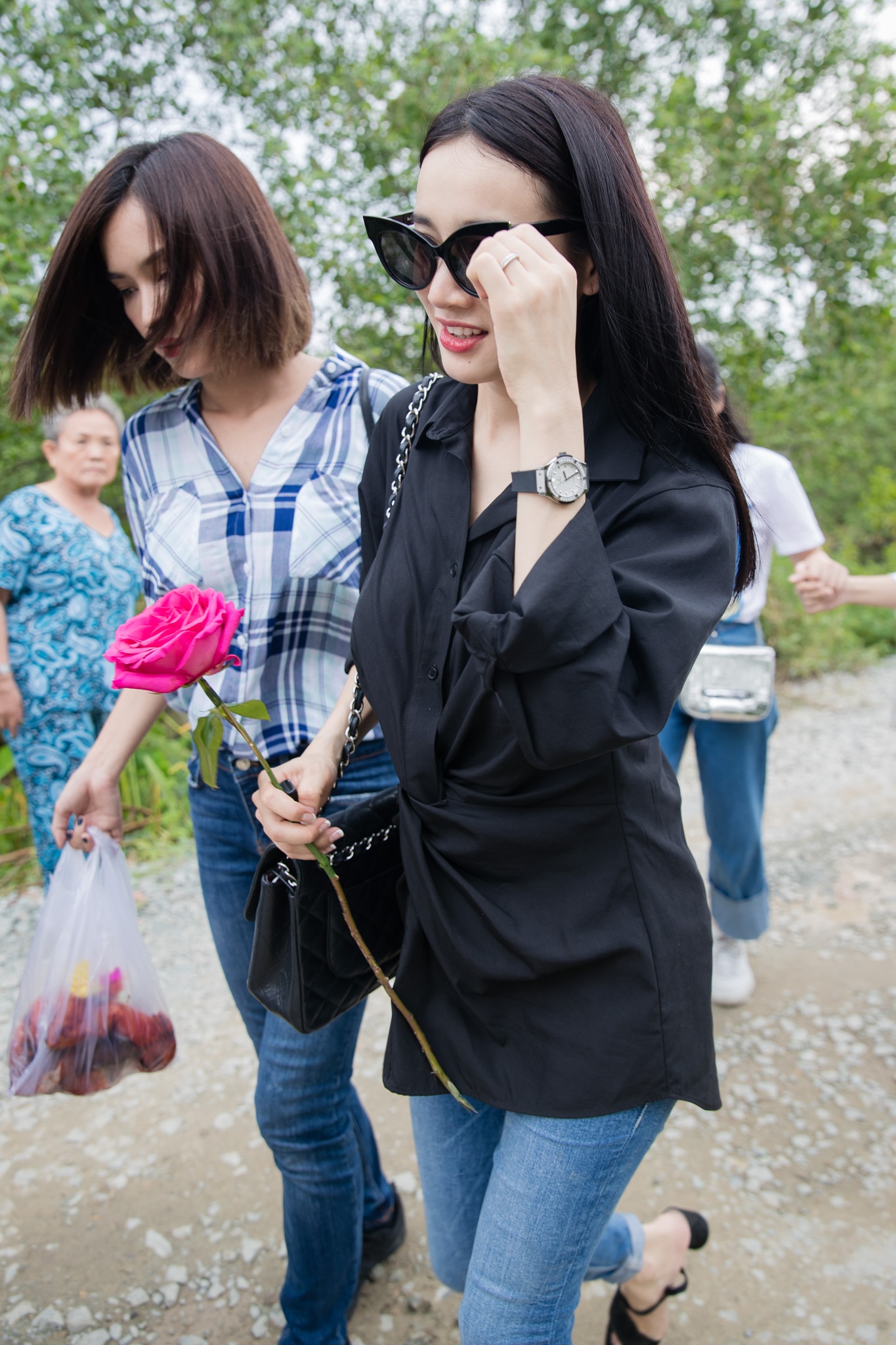 Nhã Phương cúng tổ nghề sân khấu ảnh 4 Nha Phuong cung to nghe san khau anh 4