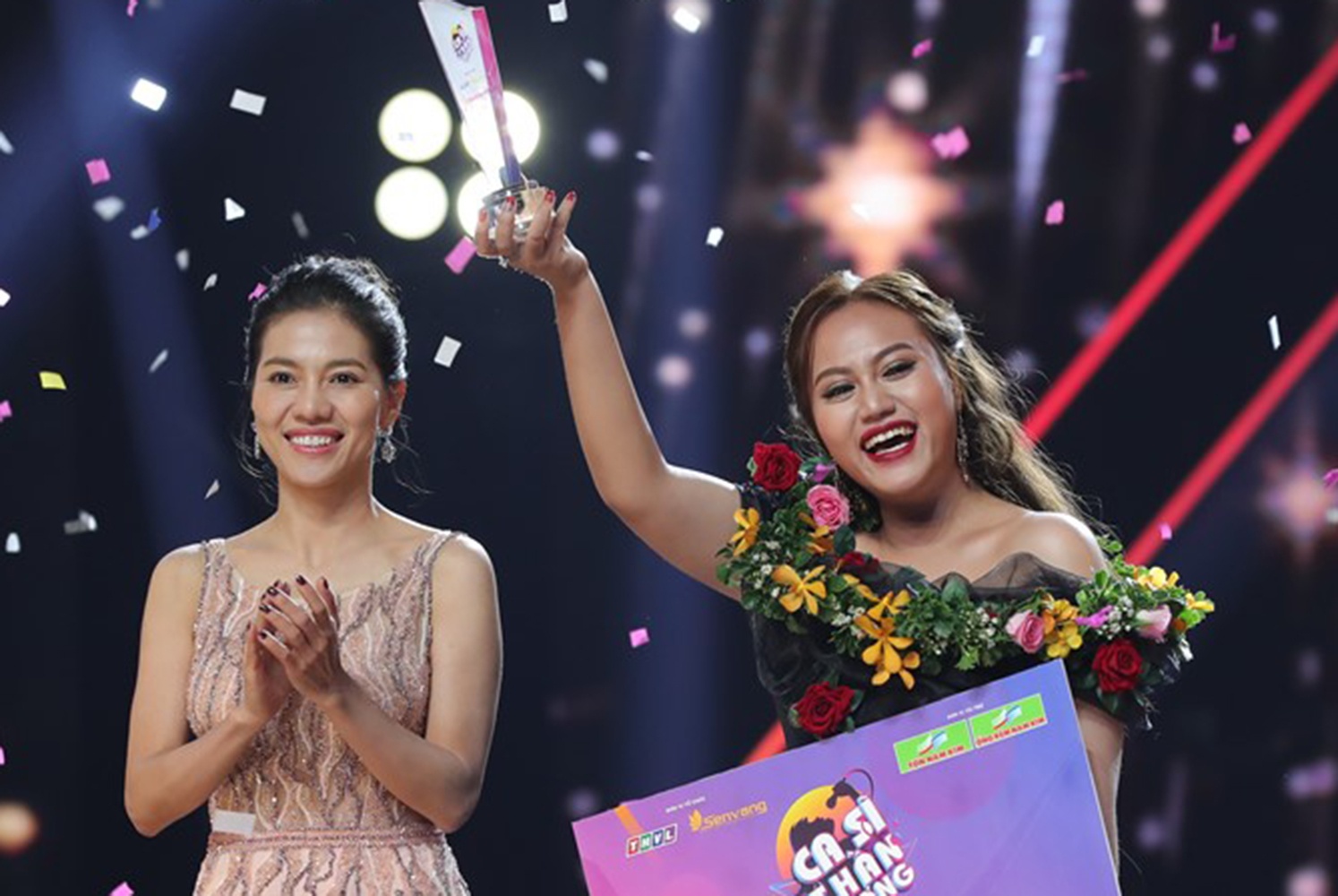 Ban sao Ho Ngoc Ha dang quang 'Ca si than tuong' hinh anh