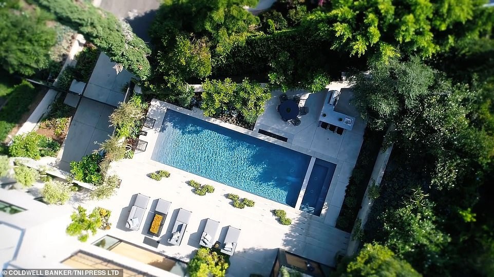 Biet thu cua Kylie Jenner anh 2