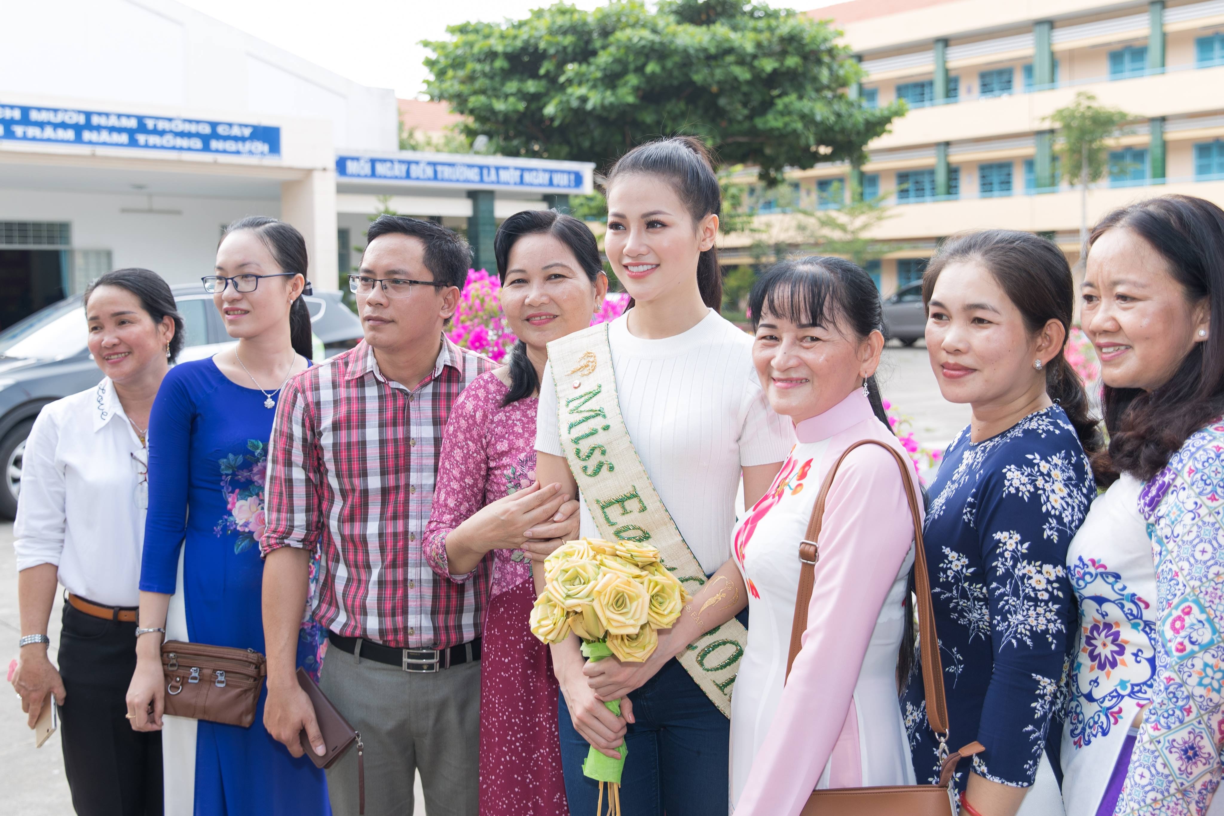 hoa hau phuong khanh tham truong anh 7