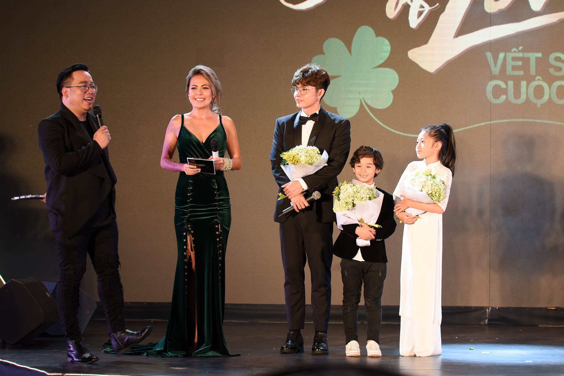 diem my gay go anh 6