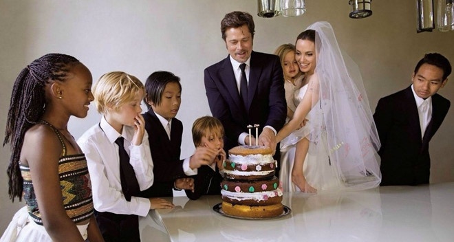 Angelina Jolie và Brad Pitt thỏa thuận nuôi con ảnh 2 Angelina Jolie va Brad Pitt thoa thuan nuoi con anh 2