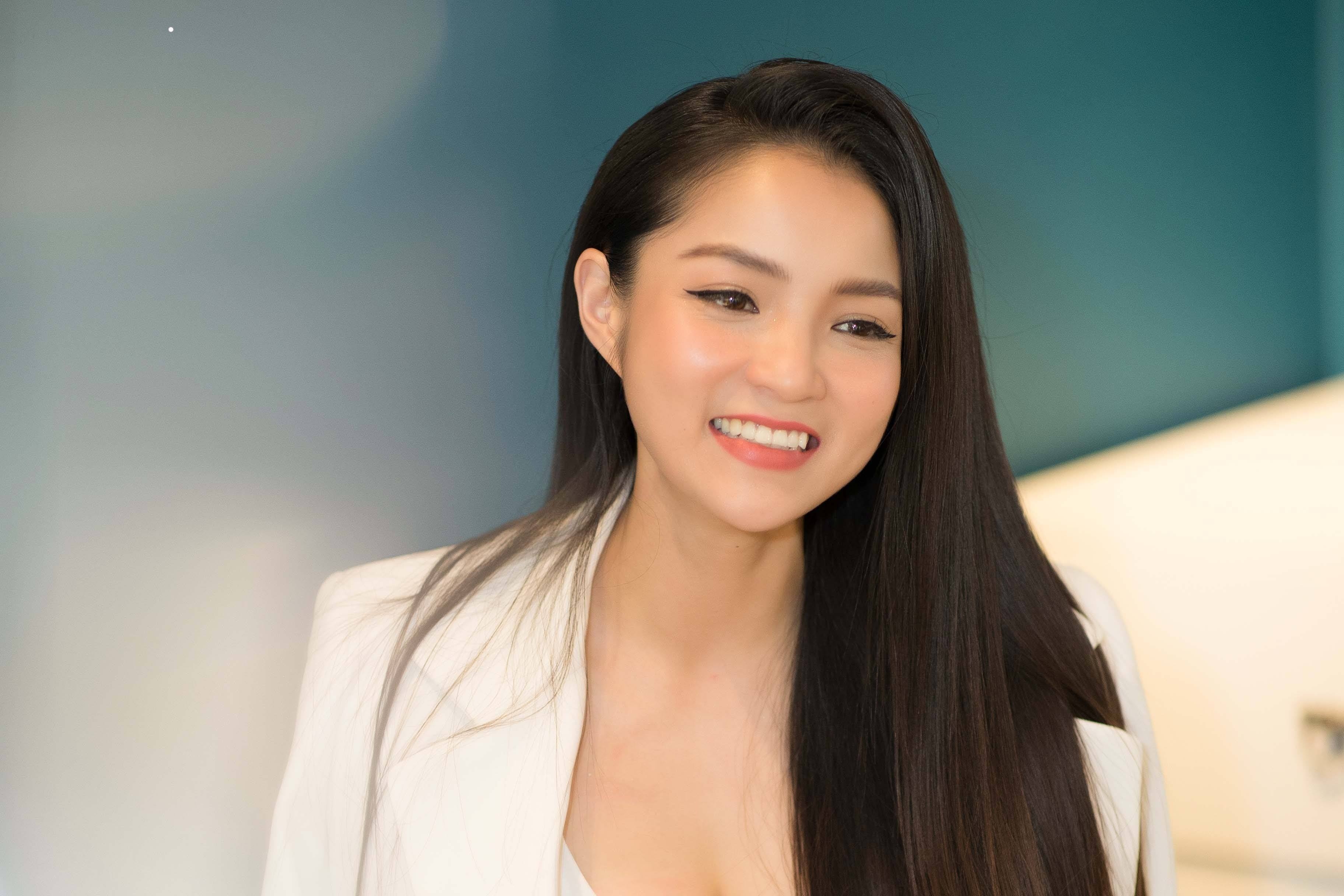 Thuy Top: 'Toi bo ra chuc ty dong de lo com ao cho nghe si xiec' hinh anh