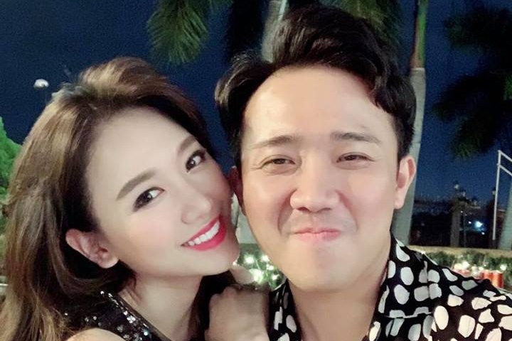 Hari Won cam on Tran Thanh trong ngay ky niem 2 nam cuoi hinh anh