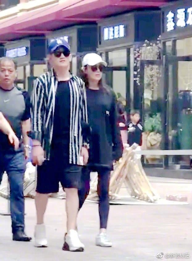 Trương Hinh Dư bị đồn có thai 8 tháng ảnh 1 Truong Hinh Du bi don co thai 8 thang anh 1