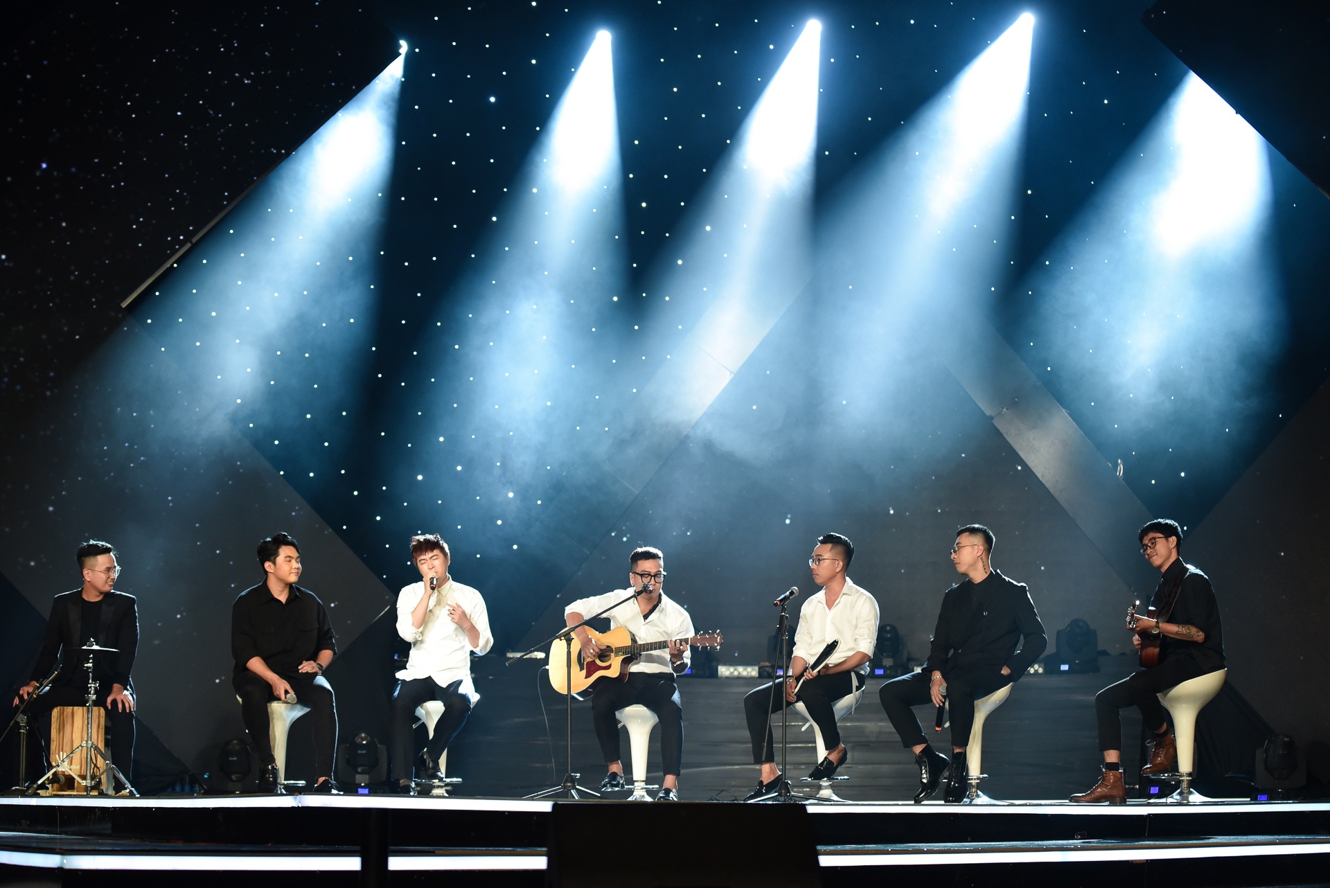 4 guong mat ky cuu cua lang nhac Viet anh 8