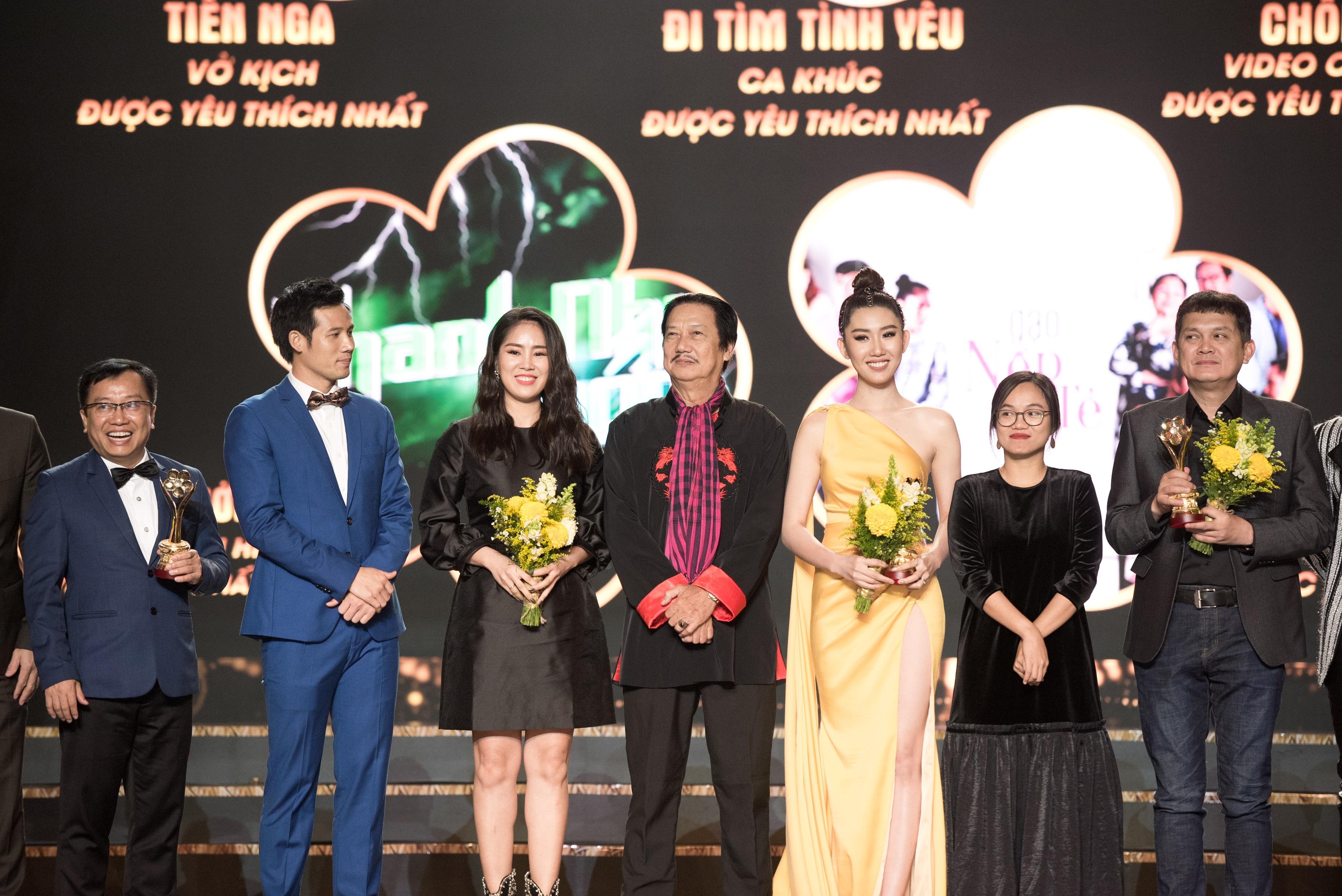 Gao nep gao te thang lon tai Mai Vang anh 2