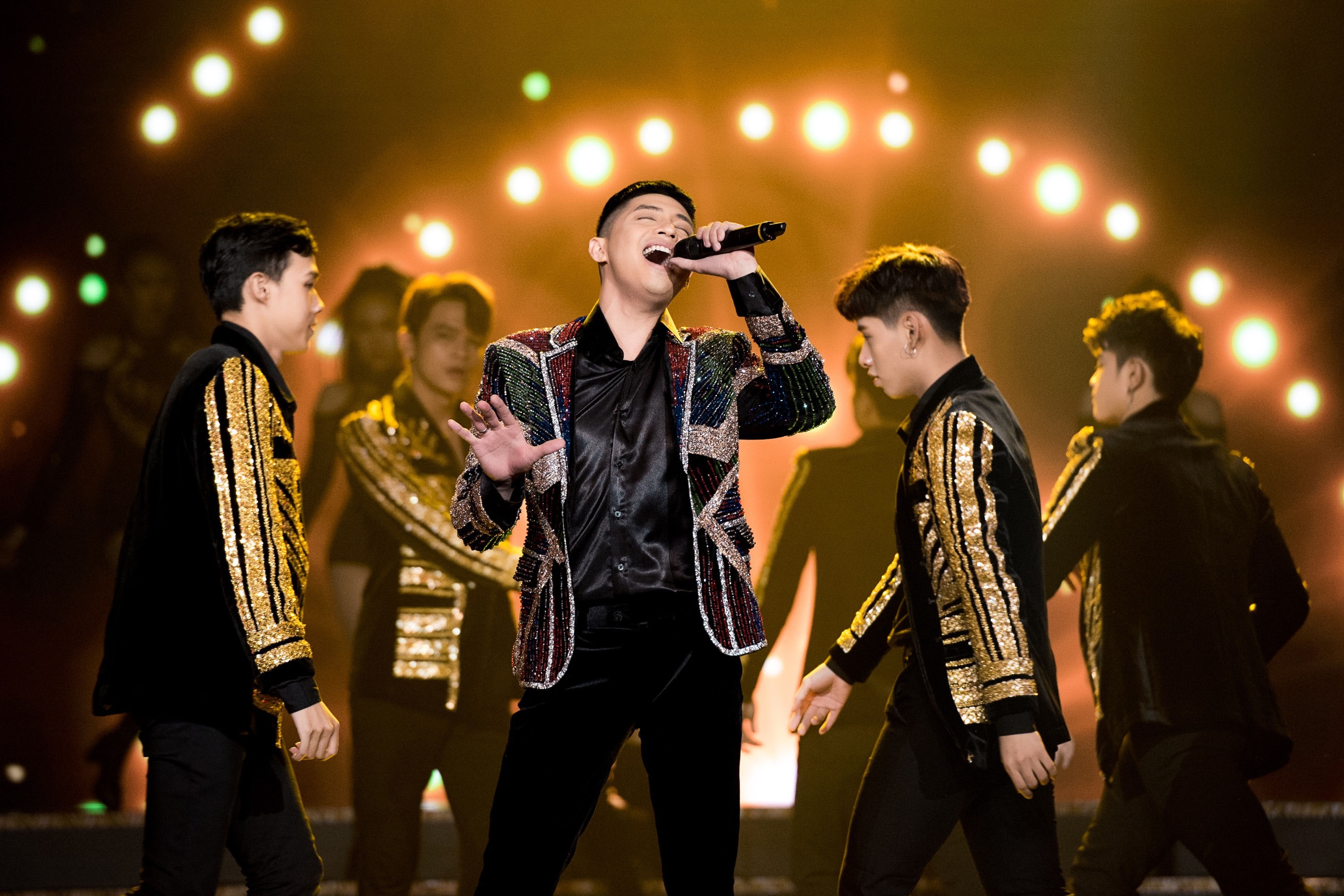 Gao nep gao te thang lon tai Mai Vang anh 11