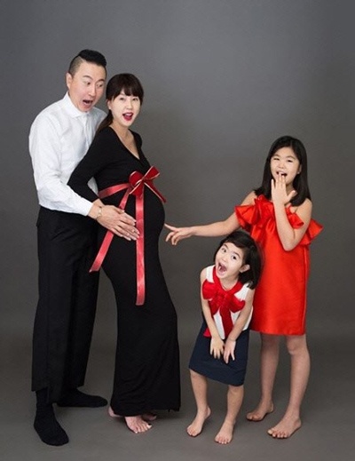 Sao nu Han chia se khoang khac xuc dong khi sinh con tai nha anh 2