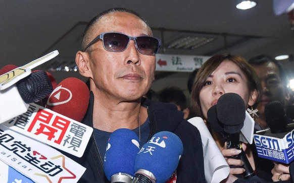 Tai tu 'Bao Thanh Thien' chinh thuc bi khoi to vi cuong dam hinh anh