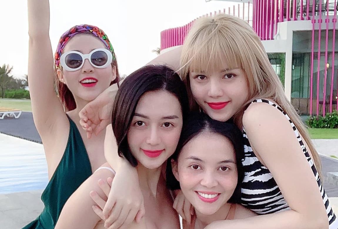 Cac cap chi em tai sac, noi tieng cua lang giai tri Viet hinh anh