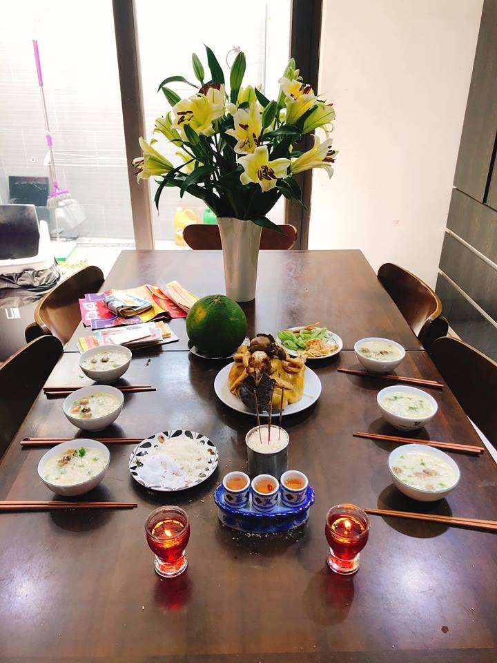 Tang Thanh Ha,  Ngoc Lan khoe mam cung 30 Tet anh 1