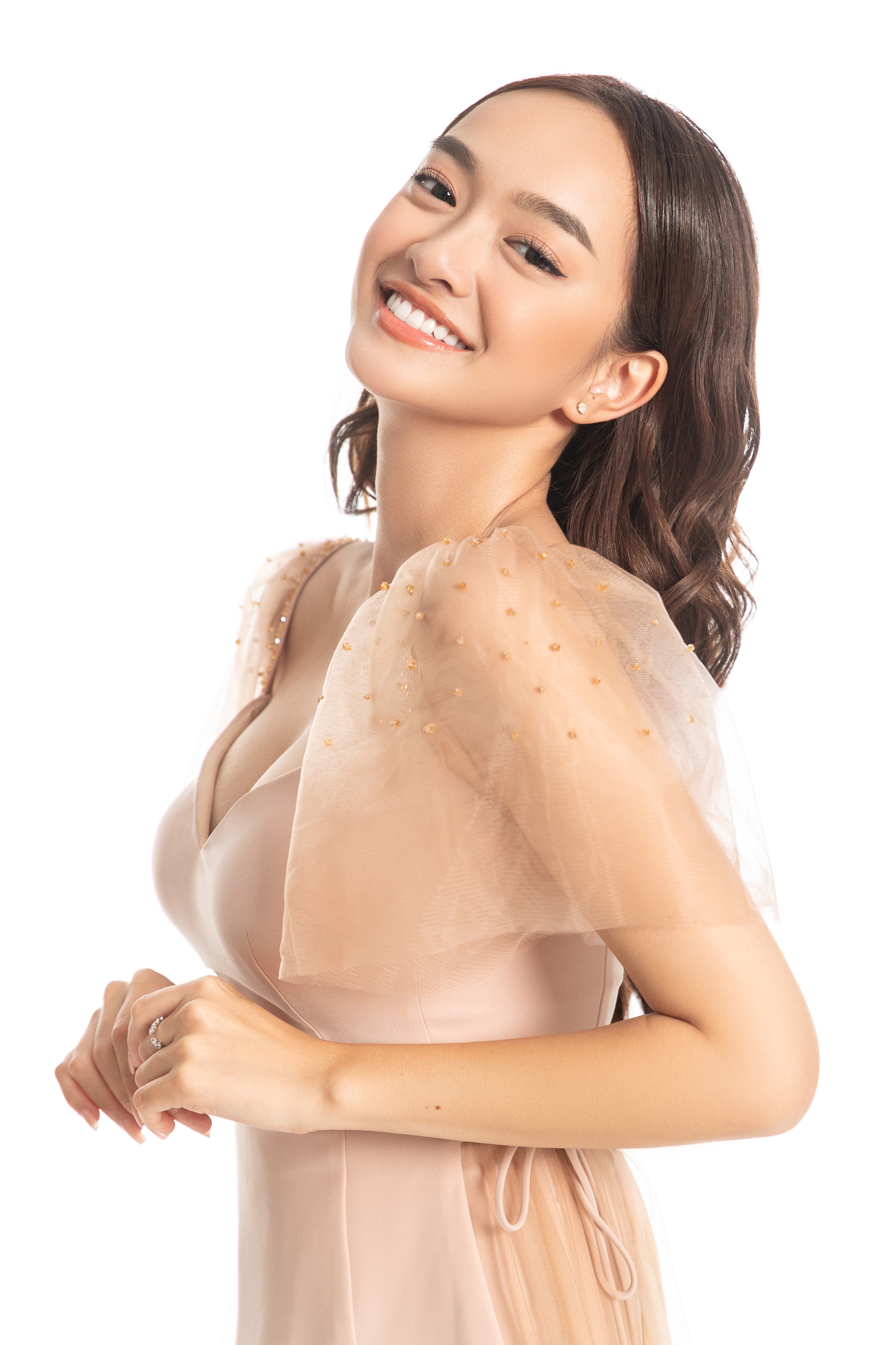 Kaity Nguyen goi cam anh 2