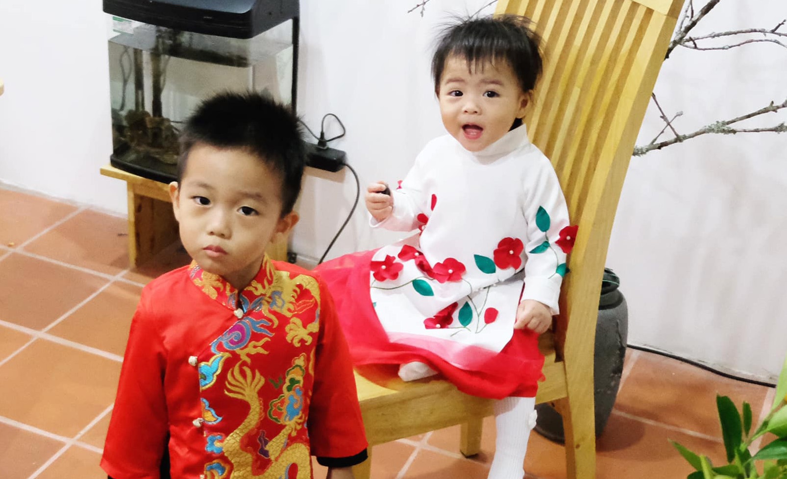 Big Daddy cong khai hinh anh 2 con cung Emily anh 2