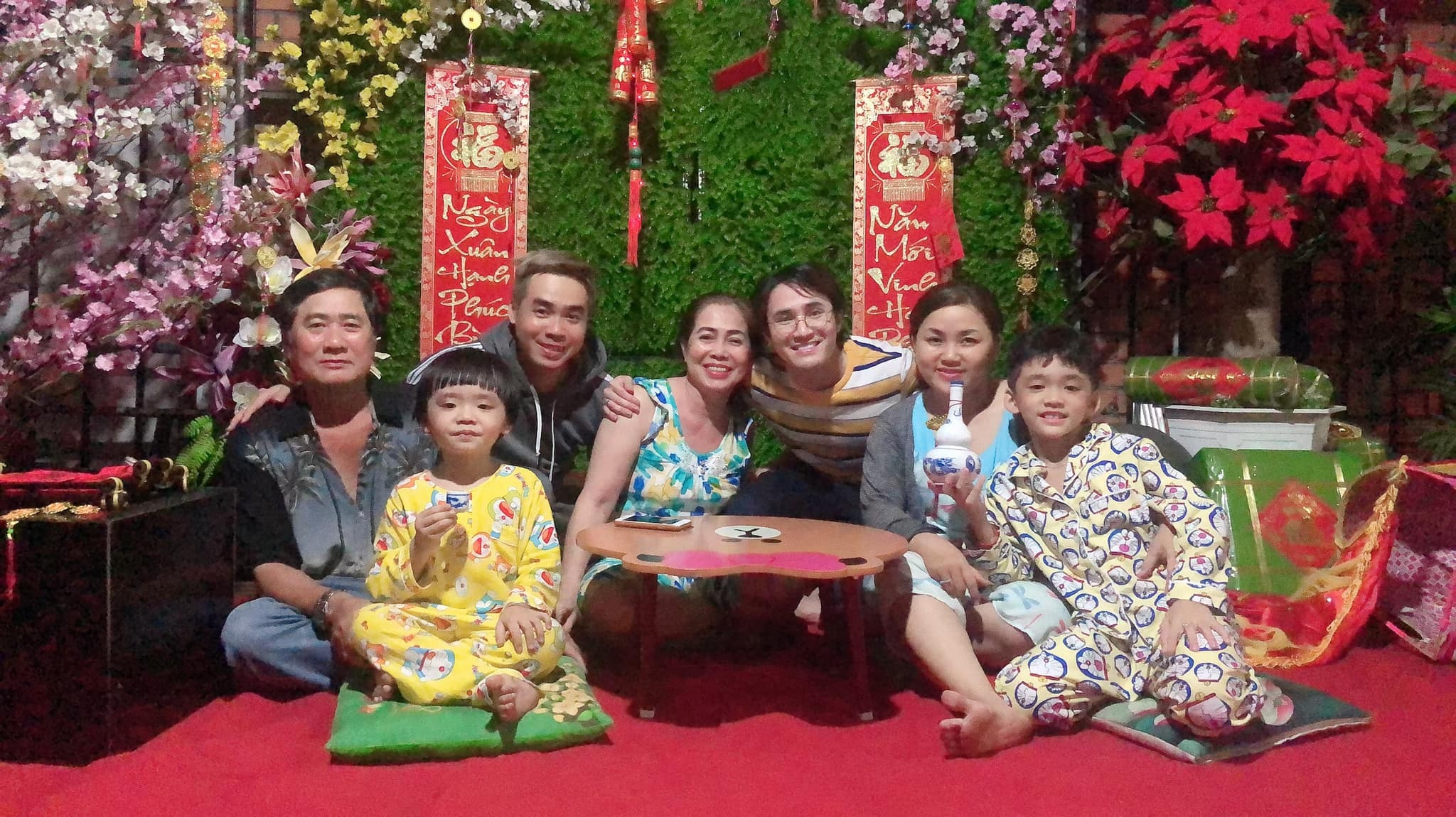 Sao viet ben gia dinh mung 1 tet anh 3