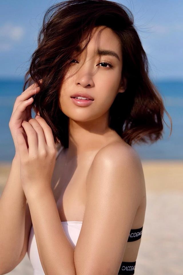 Do My Linh khoe sac voc goi cam voi bikini anh 1