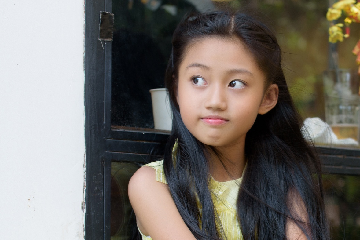 Sao nhi Mai Cat Vi dien lai canh quat Ngo Thanh Van hinh anh