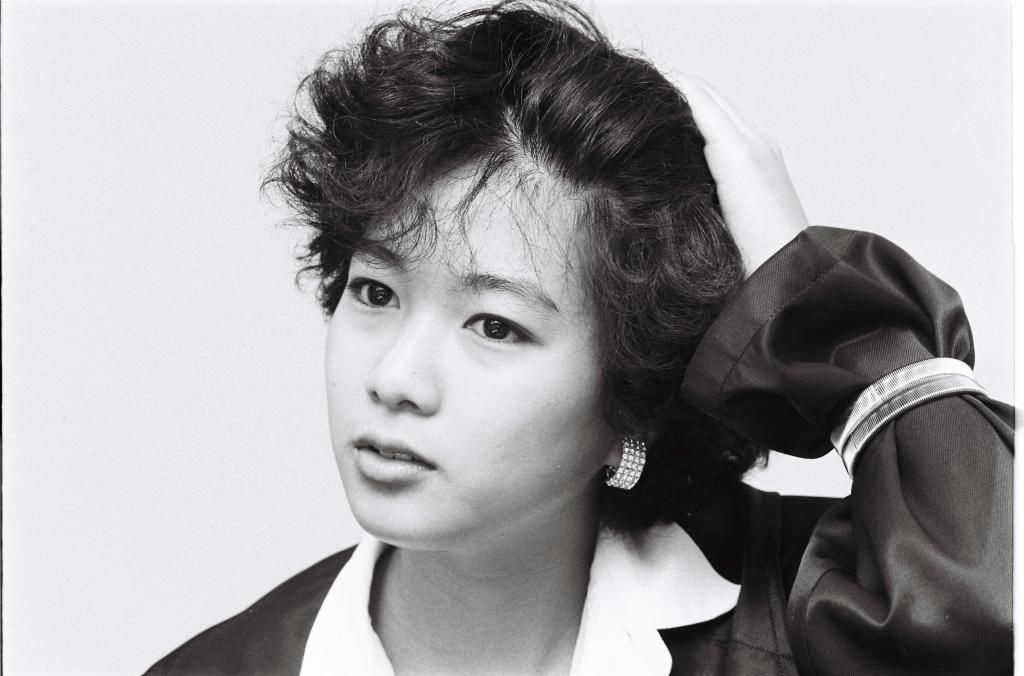 Dien vien 'Chiaki co len' noi tieng bi cat mot phan luoi vi ung thu hinh anh