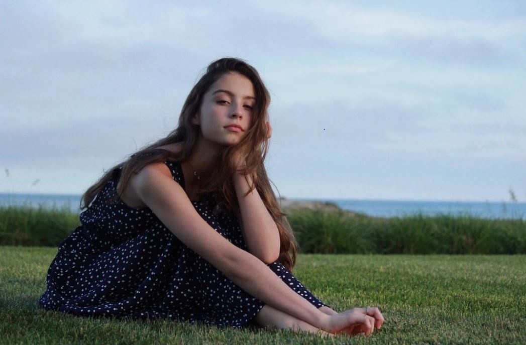 hinh anh con gai Catherine Zeta Jones anh 3