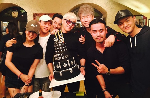 Moi quan he than thiet cua Seungri voi tap doan Tan Hoang Minh anh 1