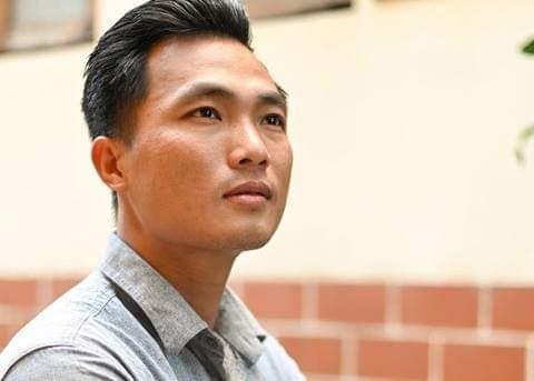 Chang trai Viet tre nhat dat chan len 'noc nha the gioi' la ai? hinh anh