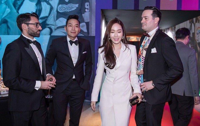 Jessica và Tyler Kwon sánh đôi ảnh 1 Jessica va Tyler Kwon sanh doi anh 1