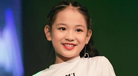 Ve xinh xan cua sao nhi bi ghet trong 'Nhung co gai trong thanh pho' hinh anh